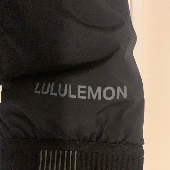 Lululemon Down For It All Athletic Black Jacket 10 - Picture 2 of 11